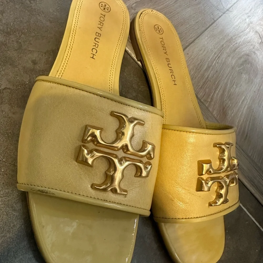 Tory Burch Mustard Yellow Slide Sandals - Picture 2 of 4